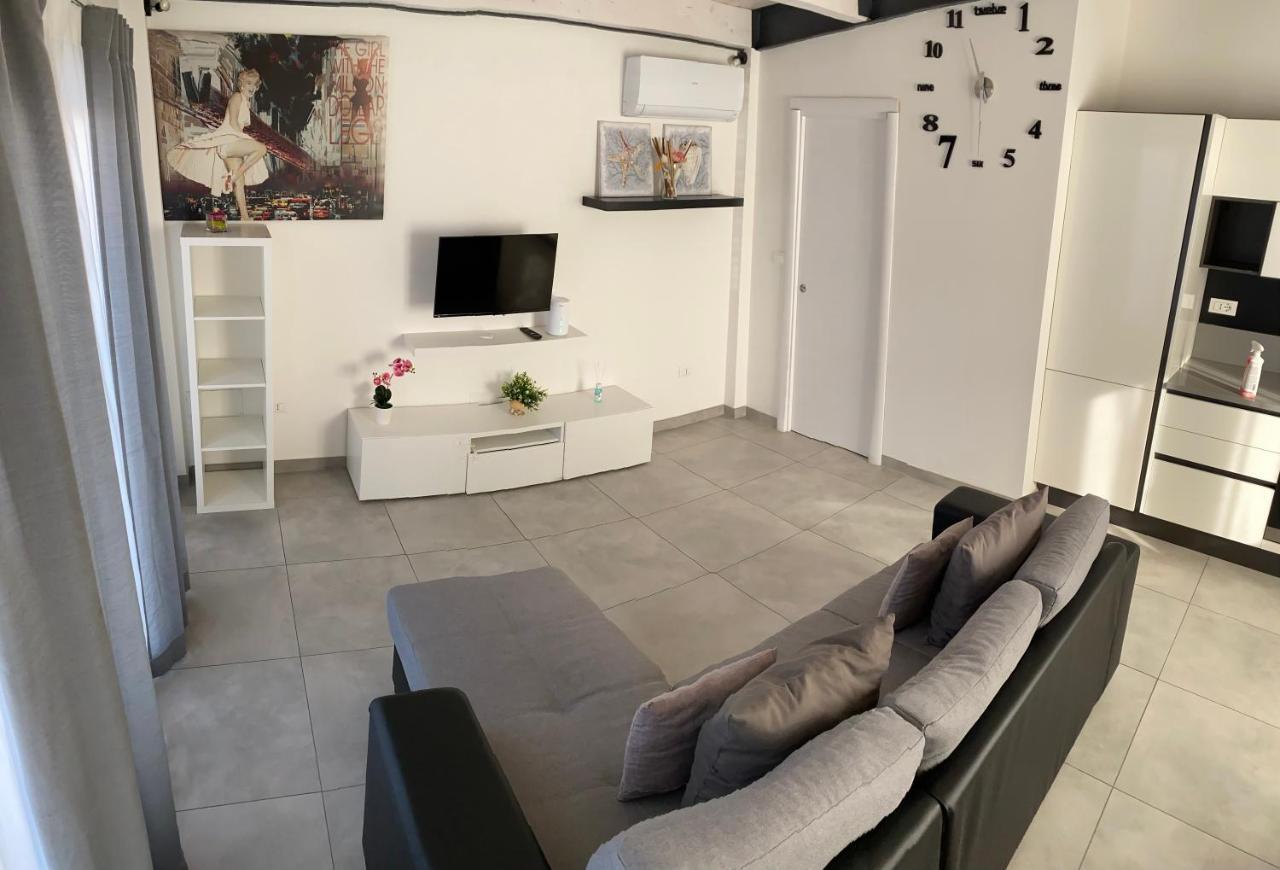 Dimora Maria Elena Appartement Pescara Buitenkant foto